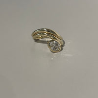 Neris Ring mit Diamant