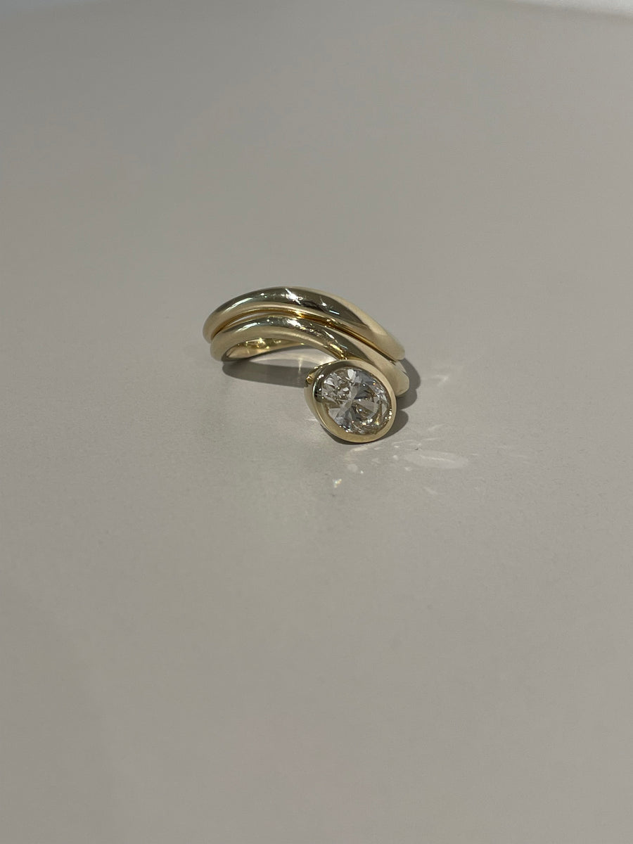 Neris Ring mit Diamant