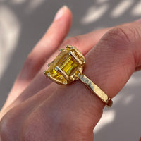 XL Sapphire Ring // Yellow